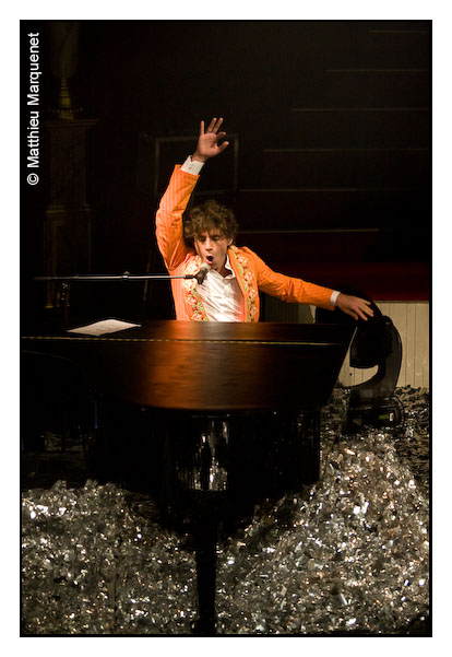 live : photo de concert de Mika  Paris, Cirque d'hiver